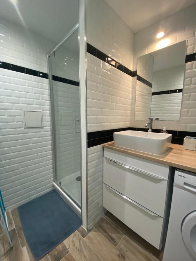 Beau Studio Cosy Calme En Face Du Port Sur Le Quai Apartment Dieppe Exterior photo