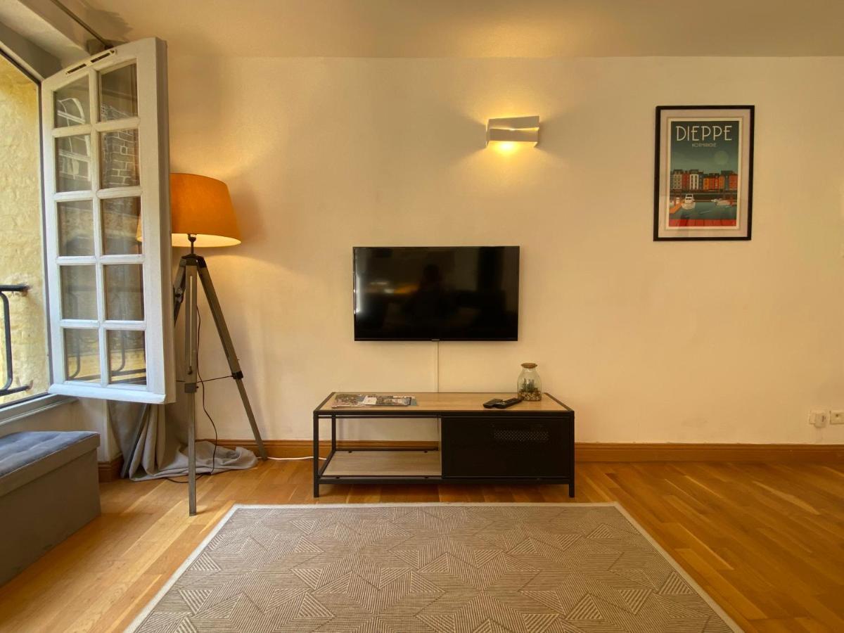 Beau Studio Cosy Calme En Face Du Port Sur Le Quai Apartment Dieppe Exterior photo